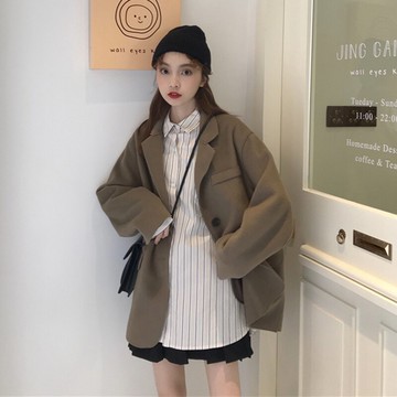 套裝女秋冬新款洋氣寬松西裝毛呢外套+百搭顯瘦長袖條紋襯衫1入