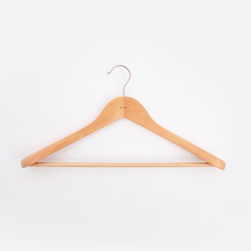 大衣型寬肩荷木衣架 淺木色
