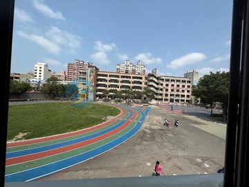 透天|文山國小旁|忠勇路靜巷透天厝｜台中市南屯區忠勇路