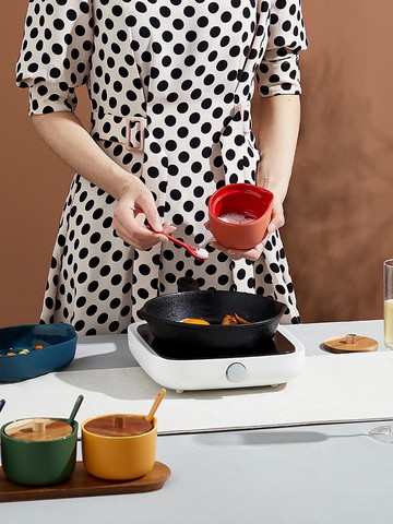 鹽糖調味料盒罐子套裝北歐組合裝家用創意可愛單個帶蓋彩色日式