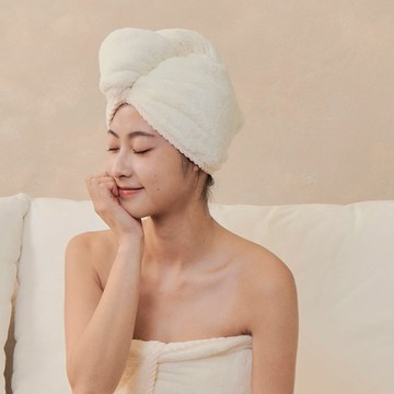 MOODO 沐兜｜舒芙蕾抗菌2:55乾髮帽 - 奶霜白