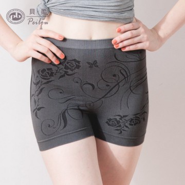 貝柔竹炭抗菌無縫高腰平口褲-深灰