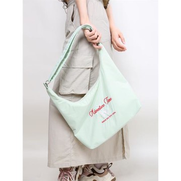 EHOOO潮牌大容量斜挎包女單肩包春季小清新韓式輕便尼龍布腋下包