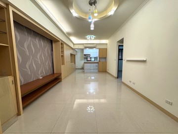 捷運三和國中站.品安首席.溪尾商圈.3+1房｜新北市三重區溪尾街