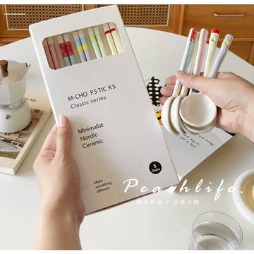 ♡peachlife.♡「台灣現貨」陶瓷湯匙筷子禮盒組 湯匙 筷子 陶瓷材質 入厝送禮 送禮 交換禮物 質感生活 餐具