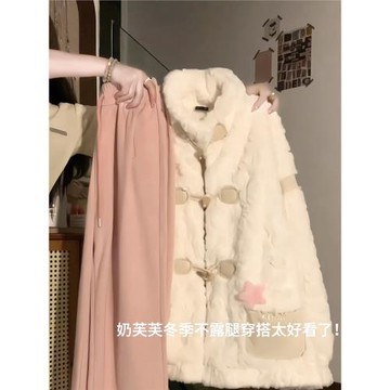多巴胺秋季穿搭2023秋冬季白色牛角扣羊羔毛外套女韓版寬松百搭潮