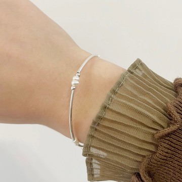 Lily Valley 寧靜午後 | 手工串珠手環