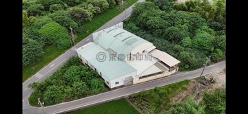 烏日特登廠房，前後臨路，廠住合一，可變更地目｜台中市烏日區溪尾北段