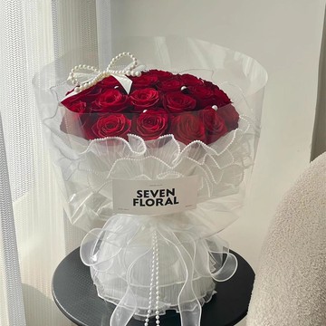🎁畢業花束🎁 畢業禮物 畢業伴手禮520情人節禮物紅玫瑰成品香皂花束送女友閨蜜對象表白浪漫生日禮