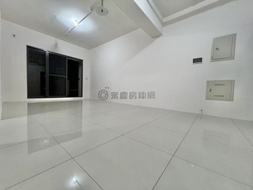 鄰近二苓商圈與漢民商圈[和築親親]3房+車位｜高雄市小港區宏平路