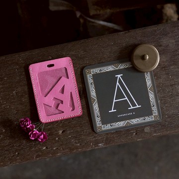 字母證件套。行李牌版 A-G。手縫皮革材料包