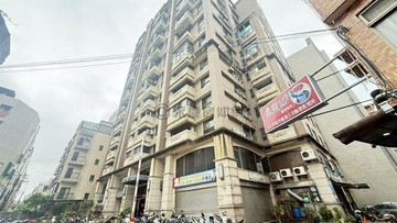 近城隍廟市中心優質管理大二室附車位｜新竹市北區經國路二段