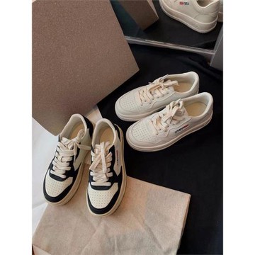 韓國小白鞋女2024年春季新款時尚厚底休閑運動板鞋真皮百搭女鞋潮