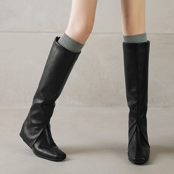 【現貨出清】內增高馬靴．韓版皮革拼接後拉鍊褲管方頭長靴．白鳥麗子