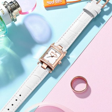 【Folli Follie】18毫米 立體酒桶 輕奢質感 鱷魚壓紋真皮腕錶(玫瑰金X白 FF425284)