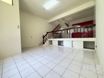 新豐圓山子/ 國小旁/ 一樓孝親房 / 車庫透天｜新竹縣新豐鄉圓山子