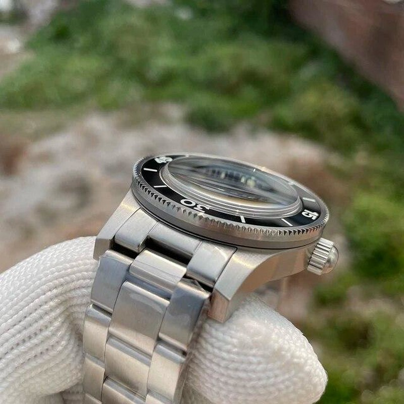 Steeldive SD1952ロゴ付き、日付41MM NH35自動ダイバーウォッチ
