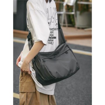 單肩包大容量時尚男包工裝簡約日韓2023新款潮ins斜挎包休閑包包