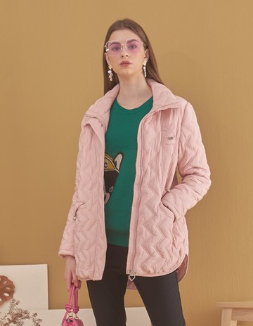 ★【喜芝梅】圓潤下擺蜿蜒波浪壓線羽絨棉外套(兩色；M-2L) 223200213