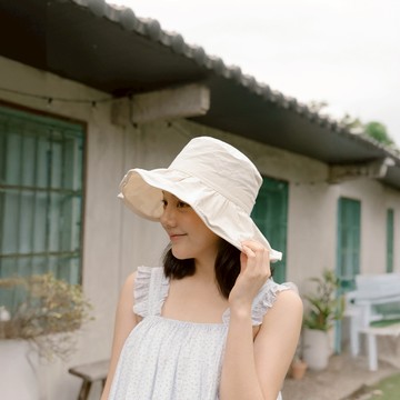 QUEENSHOP_ S 女裝 水波弧造型刷刷大遮陽帽 兩色售 現+預 【07020972】