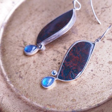 血石 血玉髓 月光石 藍寶石 手工純銀耳環 Bloodstone