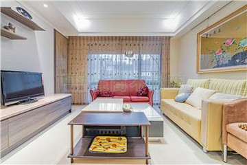 南京復興達官苑後棟三房｜台北市中山區朱崙街