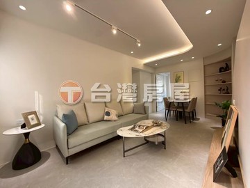 崇誨商圈公園首排精緻裝潢三房崇誨公園大東夜市｜台南市東區衛國街