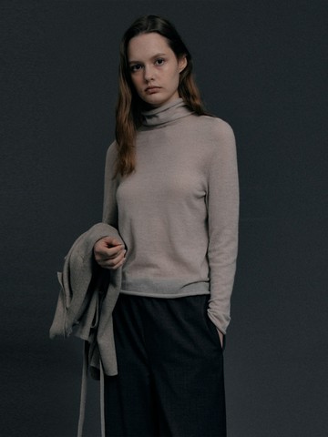Baby Alpaca Seamless Knit Turtleneck_2 Color
