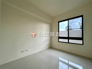【看屋找信實】霧峰市區山水晨光3年屋三房+車位｜台中市霧峰區四德路