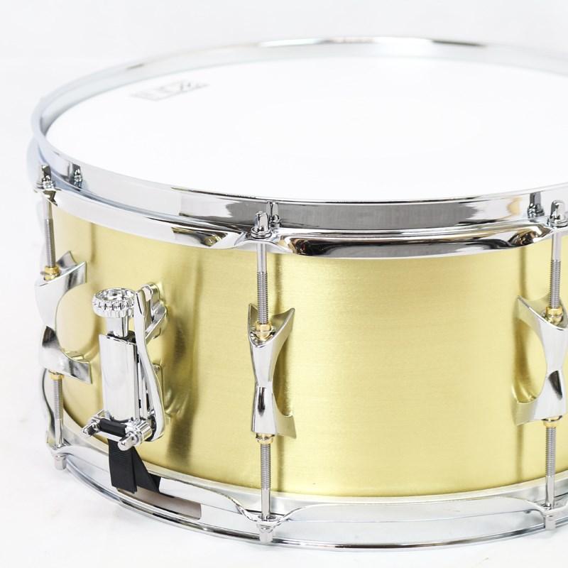 INDe Kalamazoo Brushed Lacquered Brass Limited Edition x 6.5