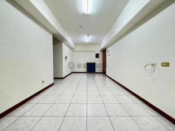 ✨近文山特區|小資低總價核心地段美宅｜高雄市鳳山區文中街