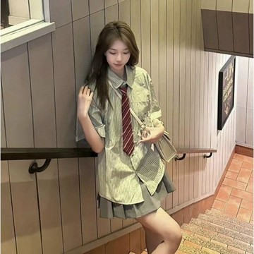 【出貨秒發】女裝薄荷曼波條紋襯衫 短袖套裝 日系復古JK制服 學院風襯衣 高腰百褶裙 制服上衣 短袖shirt 女襯衫
