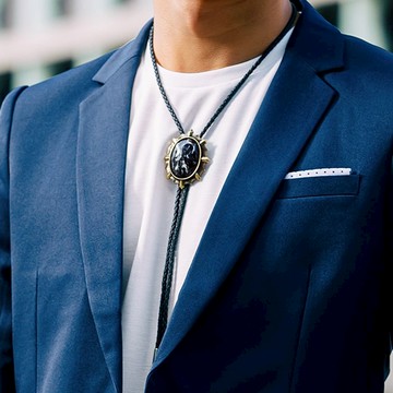 【MF select】 紳士鋒芒 星空黑 保羅領帶 Bolo Tie 皮繩項鍊 領帶項鍊 領結 領帶