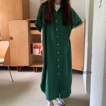 台灣出貨💖-斤胖MM春夏復古慵懶風翻領寬鬆休閒短袖過膝長款洋裝女is