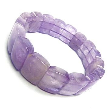 薰衣草紫水晶排手鍊(舒緩氛圍 使人心神安寧。)