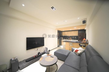 高醫商圈捷運美淨2+1房平車雙衛開窗｜高雄市三民區北安街