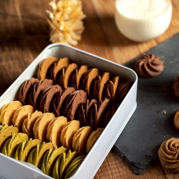 【嗶嗶兔】曲奇餅乾  精美方鐵盒餅乾 手工餅乾  生日禮物 交換禮物