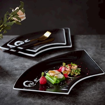 酒店餐廳融合菜盤會所特色餐具扇形盤子冷菜涼菜意境菜造型擺盤