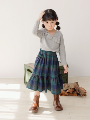 甜美不對稱荷葉領彈力針織上衣