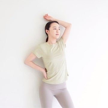 【預購】【新年特惠開跑】DURABLE 簡約短袖運動上衣 草莓牛奶 L號