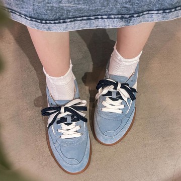 KOC穿搭｜ 街頭潮流雙色綁帶休閒鞋  藍 (5M3053)