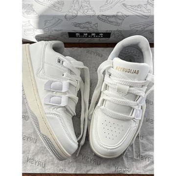 韓國ins超火情侶小眾運動板鞋2025春秋新款男女面包鞋休閑小白鞋