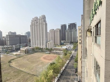 農十六特區/景觀2房可隔1房＋平車/輕軌百貨商圈｜高雄市鼓山區龍勝路