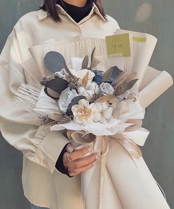 DAY OFF 愉快假期 奶茶色永生擴香花束 乾燥花束 奶茶色 索拉花