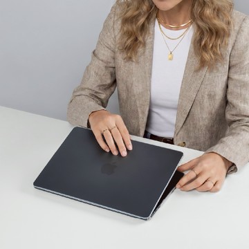 【MAGEASY】Aero 磨砂筆電保護殼-Macbook