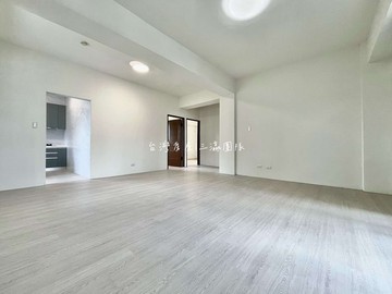 專案｜北太平中山商圈精美三房平車｜電梯直達｜台中市太平區中山路二段