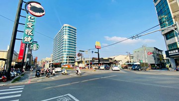 (專)透天358萬~永康麥當勞【愛開錢呷D整理】｜台南市永康區勝利街