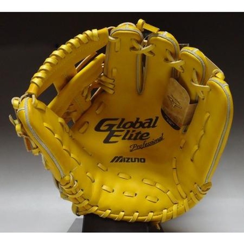 Mizuno 赤 スパイク オーダー　実使用　堂林翔太 Mizuno 赤 スパイク オーダー 実使用 堂林翔太 限定品 ミズノ 堂林翔太