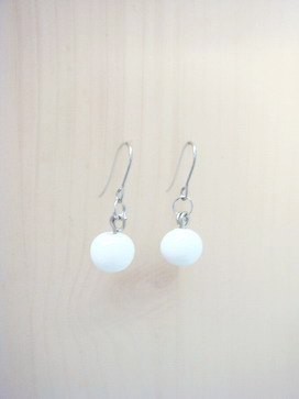 柚子林琉璃 - 百搭琉璃耳環系列 - 天使白 - 可改夾式