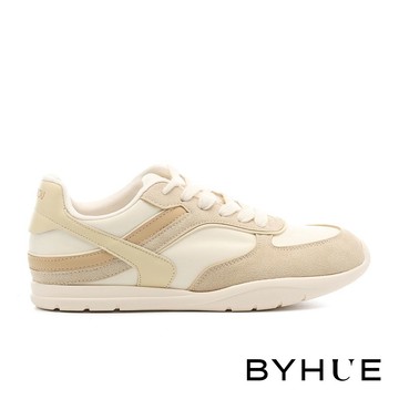 BYHUE 百搭舒適撞色線條異材質綁帶軟芯厚底休閒鞋－米